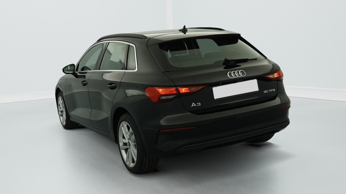 Vente en ligne Audi A3 30 TFSI Mild Hybrid 110 S tronic 7 Design au prix de 24 390 €