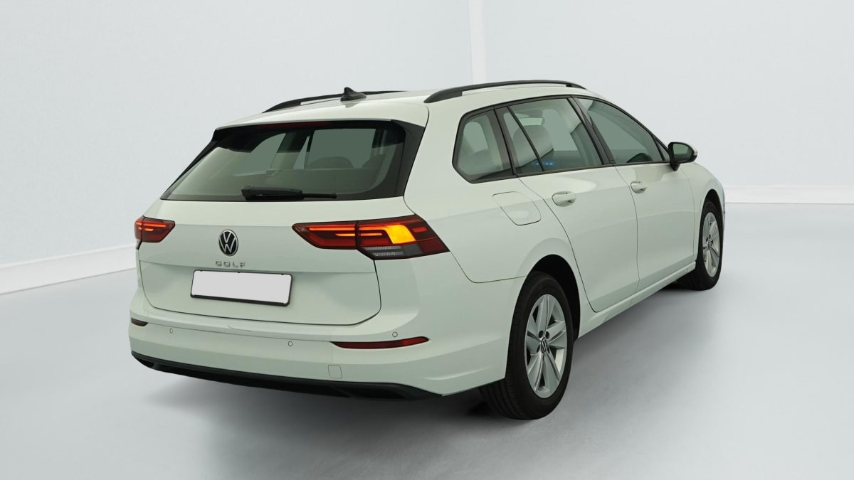 Vente en ligne Volkswagen Golf SW 1.0 TSI OPF 110 BVM6 LIFE au prix de 20 270 €