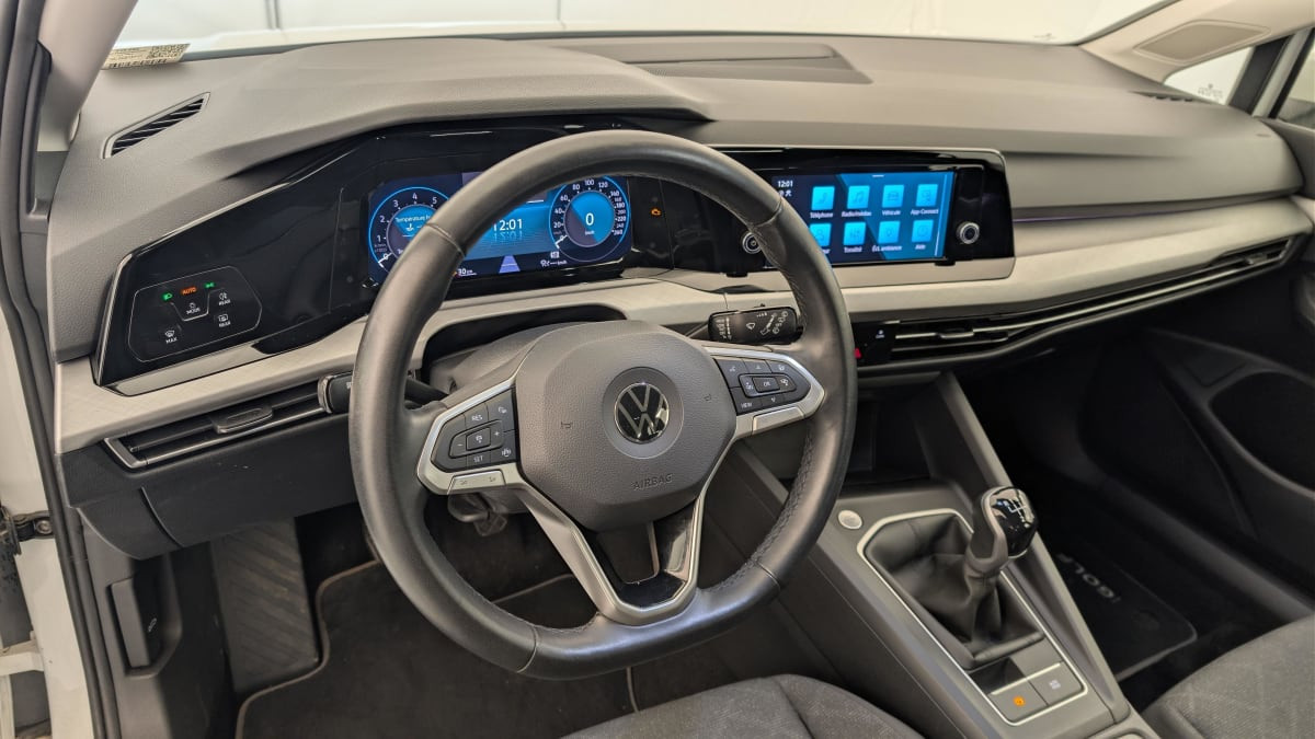 Vente en ligne Volkswagen Golf SW 1.0 TSI OPF 110 BVM6 LIFE au prix de 20 270 €