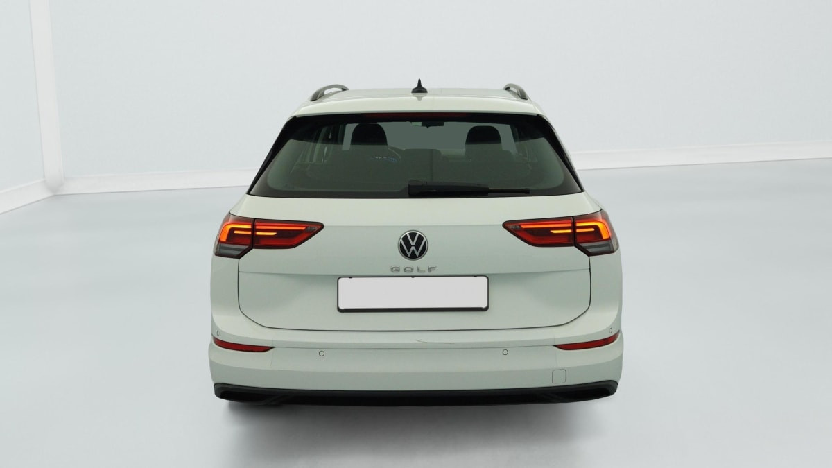 Vente en ligne Volkswagen Golf SW 1.0 TSI OPF 110 BVM6 LIFE au prix de 20 270 €