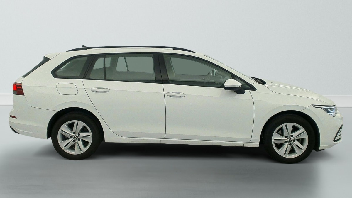 Vente en ligne Volkswagen Golf SW 1.0 TSI OPF 110 BVM6 LIFE au prix de 20 270 €