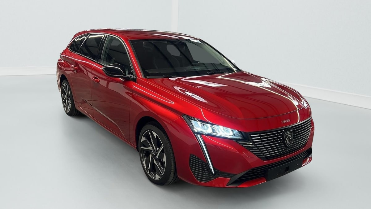 Peugeot 308 SW Hybrid 145 e-DCS6 Allure occasion de 2025 en vente à Rennes