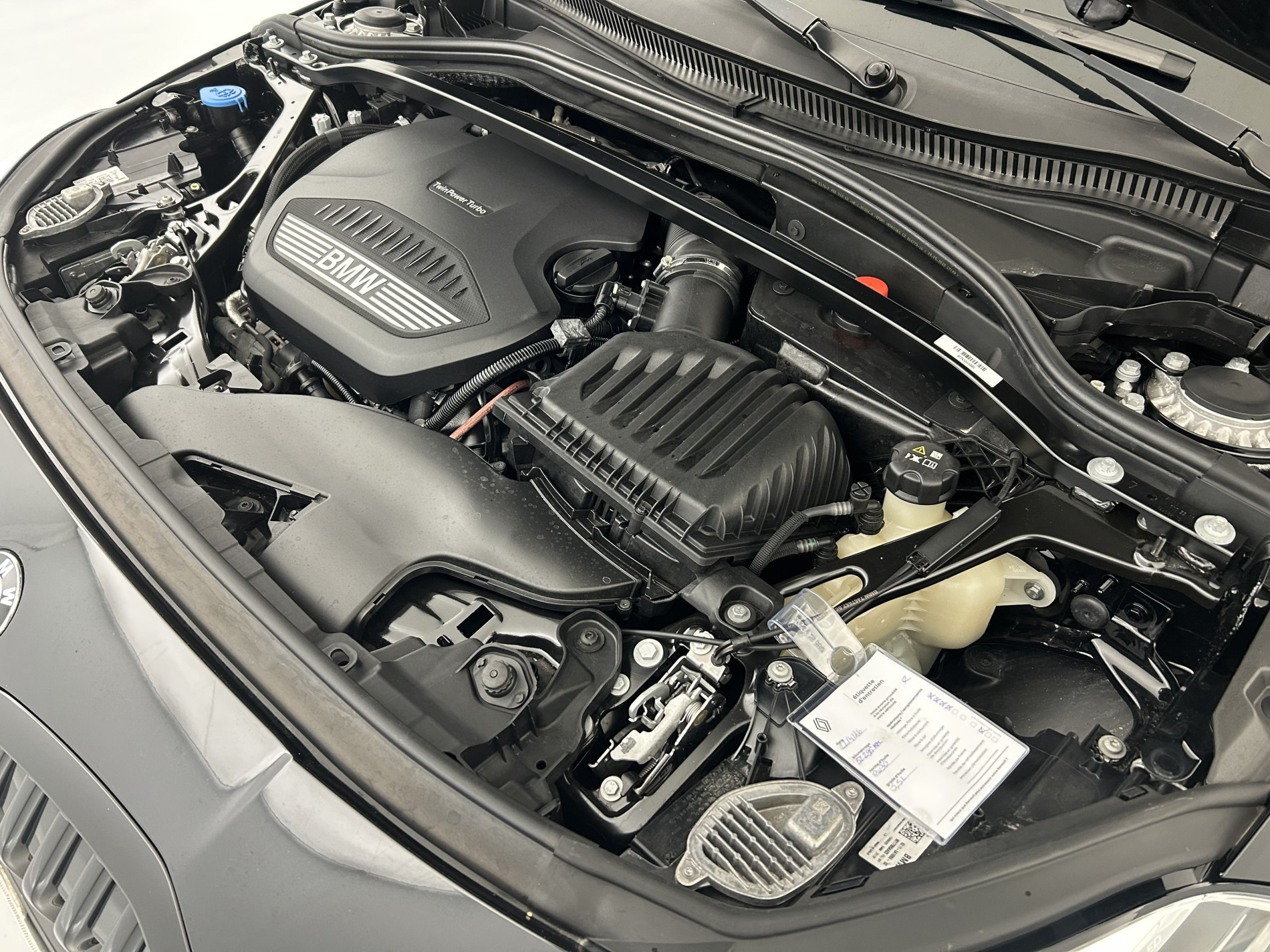 Vente en ligne Bmw Série 1 118dA 150ch M Sport + Toit ouvrant + Sièges M Sport au prix de 28 990 €