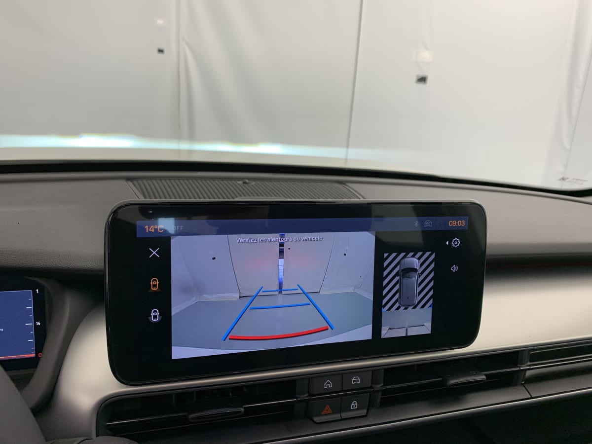 Vente en ligne Jeep Avenger 1.2 Turbo T3 110 ch e-Hybrid BVR6 Summit au prix de 28 310 €