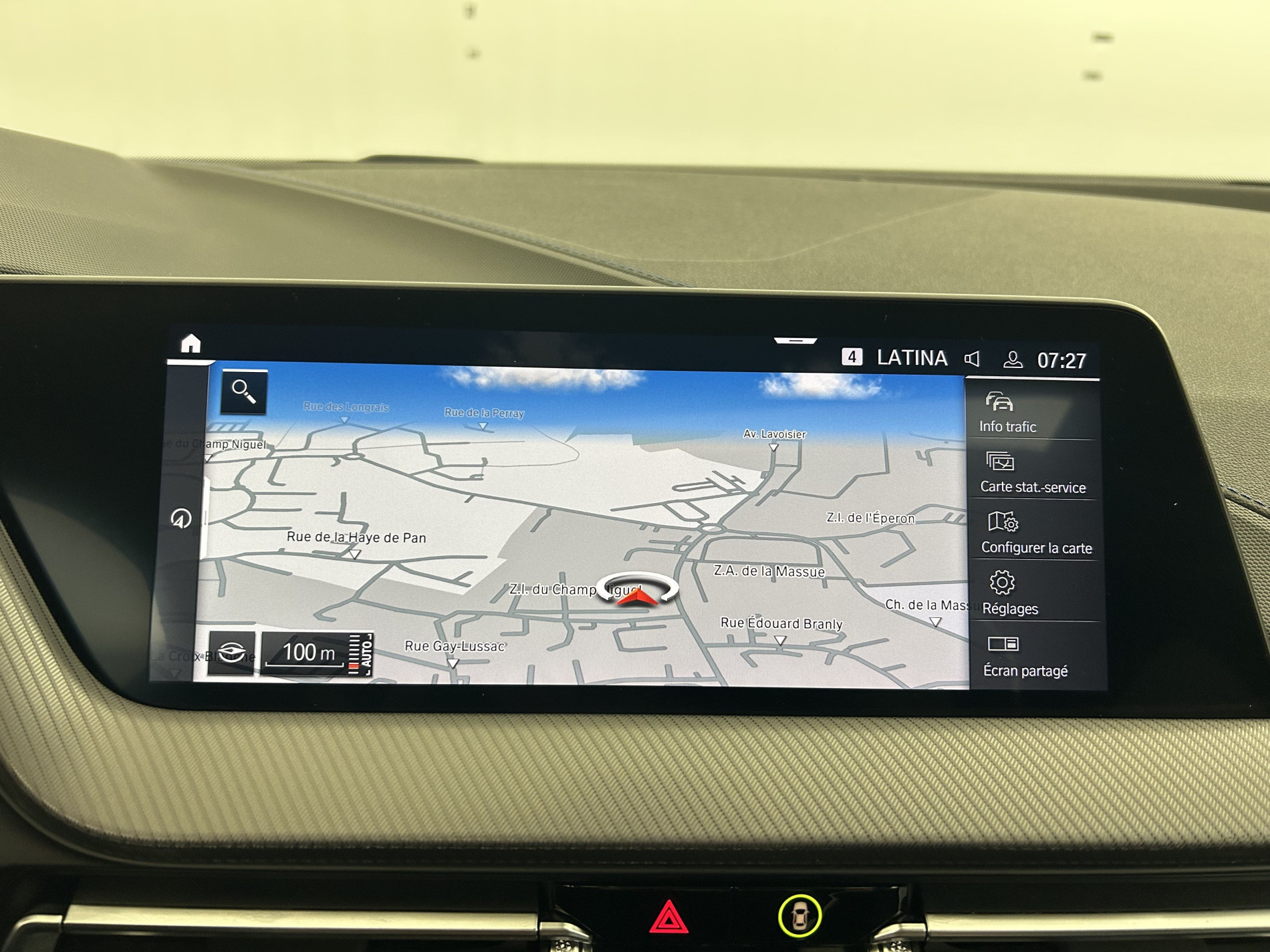 Vente en ligne Bmw Série 1 118dA 150ch M Sport + Toit ouvrant + Sièges M Sport au prix de 28 990 €