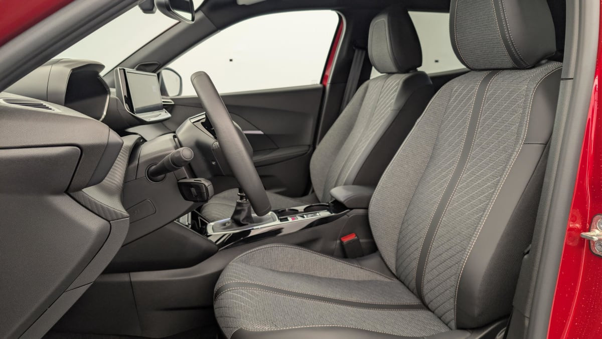 Vente en ligne Peugeot 2008 100 S S BVM6 Allure au prix de 19 240 €