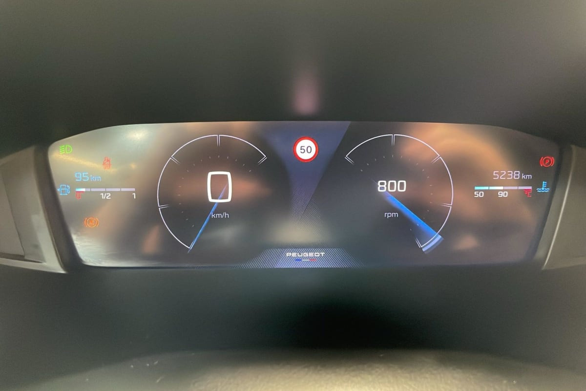 Vente en ligne Peugeot 2008 100 S S BVM6 Allure au prix de 18 830 €