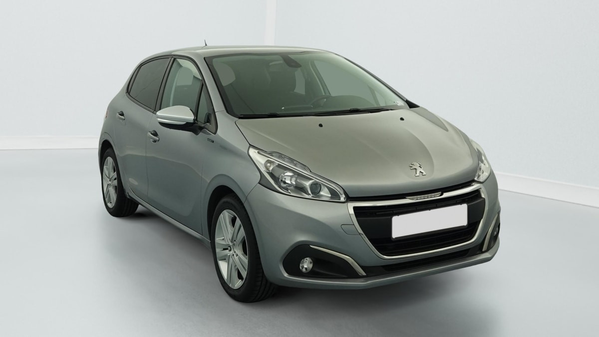 Peugeot 208 PURETECH 82CH S S BVM5 6.2 EVAP SIGNATURE occasion de 2019 en vente à Rennes