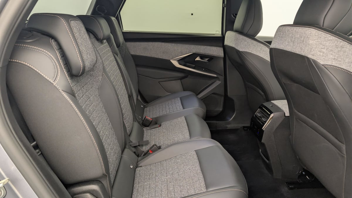 Vente en ligne Peugeot 5008 HYBRID 145 CH E-DCS6 ALLURE au prix de 30 160 €