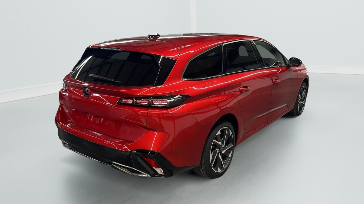 Vente en ligne Peugeot 308 SW Hybrid 145 e-DCS6 Allure au prix de 25 010 €