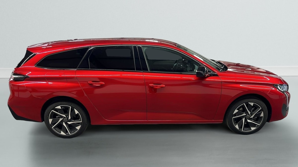 Vente en ligne Peugeot 308 SW Hybrid 145 e-DCS6 Allure au prix de 25 010 €