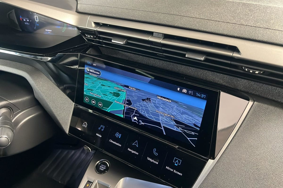 Vente en ligne Peugeot 308 SW Hybrid 145 e-DCS6 Allure au prix de 25 010 €