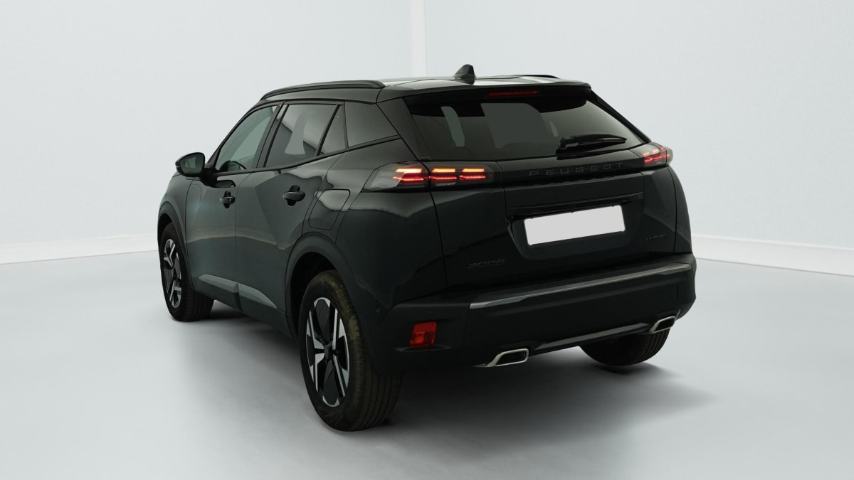 Vente en ligne Peugeot 2008 Hybrid 136 e-DCS6 Allure au prix de 23 360 €