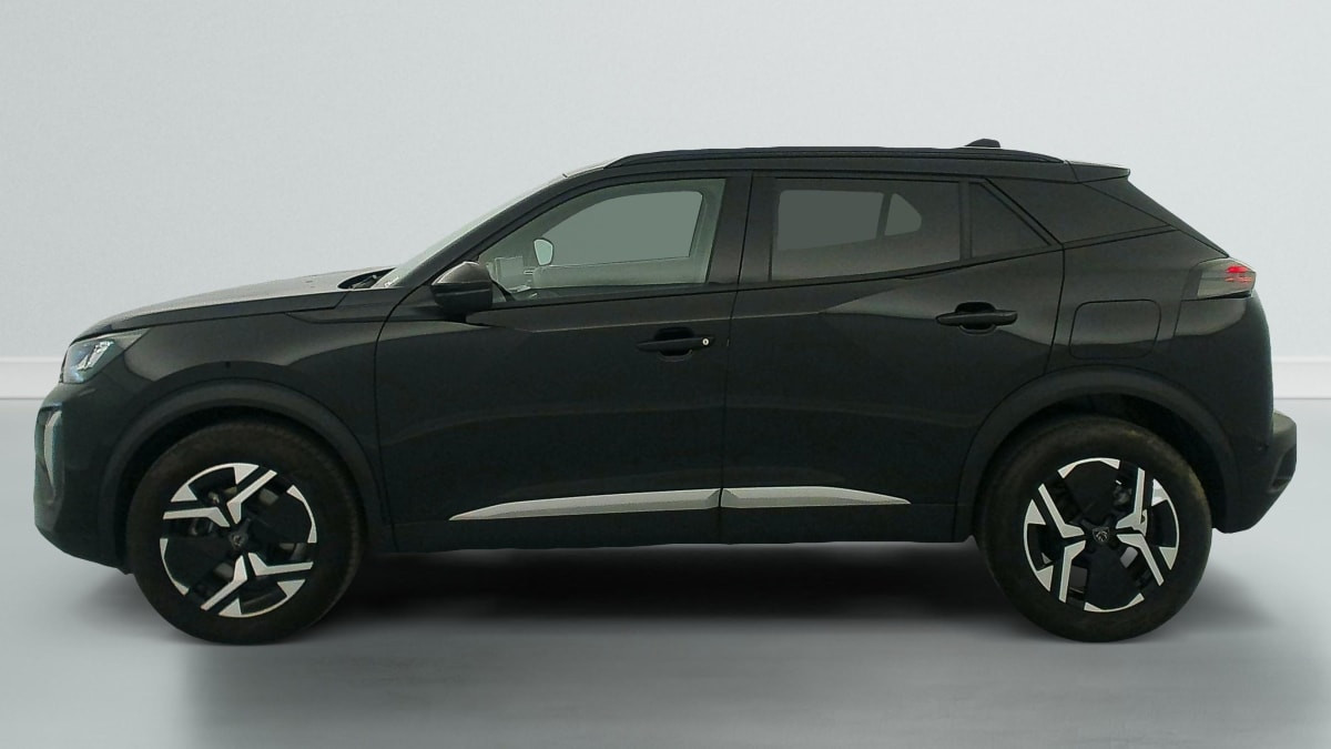 Vente en ligne Peugeot 2008 Hybrid 136 e-DCS6 Allure au prix de 23 360 €