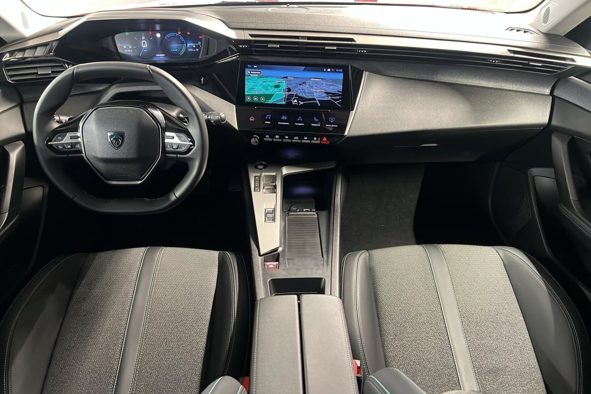Vente en ligne Peugeot 308 SW Hybrid 145 e-DCS6 Allure au prix de 25 010 €