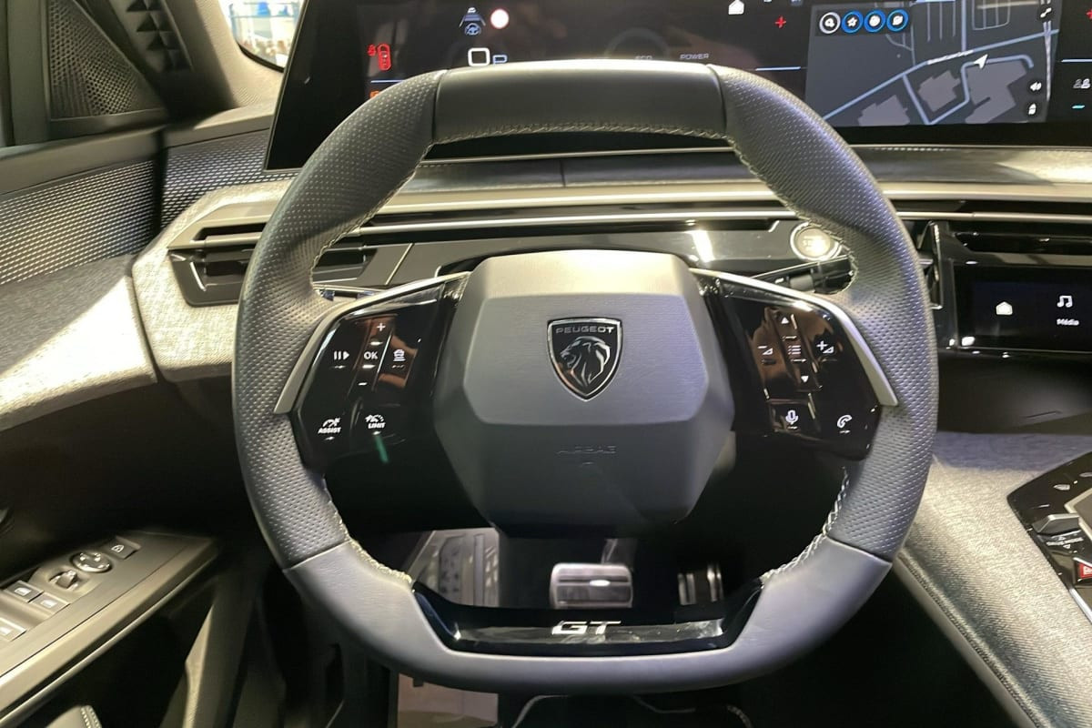 Vente en ligne Peugeot 3008 Hybrid 145 e-DCS6 GT au prix de 29 540 €
