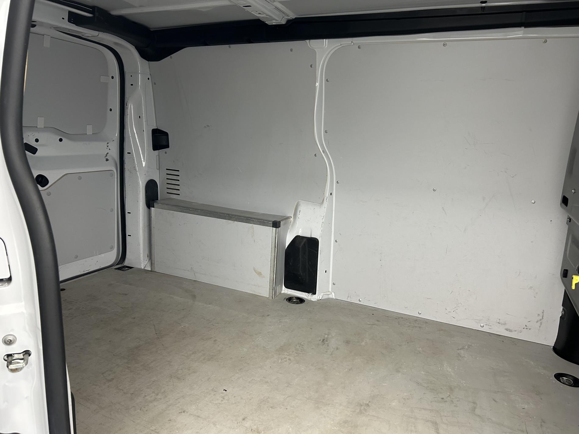 Vente en ligne Peugeot Expert Standard 2.0 BlueHDi 180ch Asphalt EAT8 au prix de 24 990 €