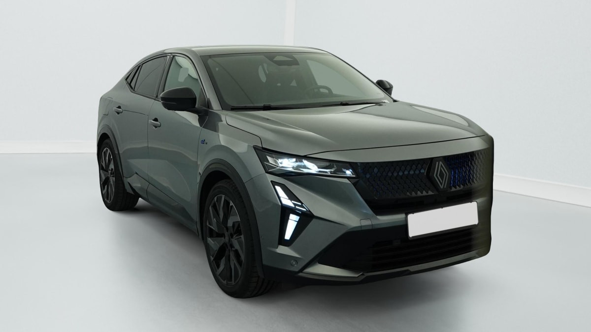 Renault Rafale hyper hybrid E-Tech 4x4 300 esprit Alpine occasion de 2025 en vente à Rennes