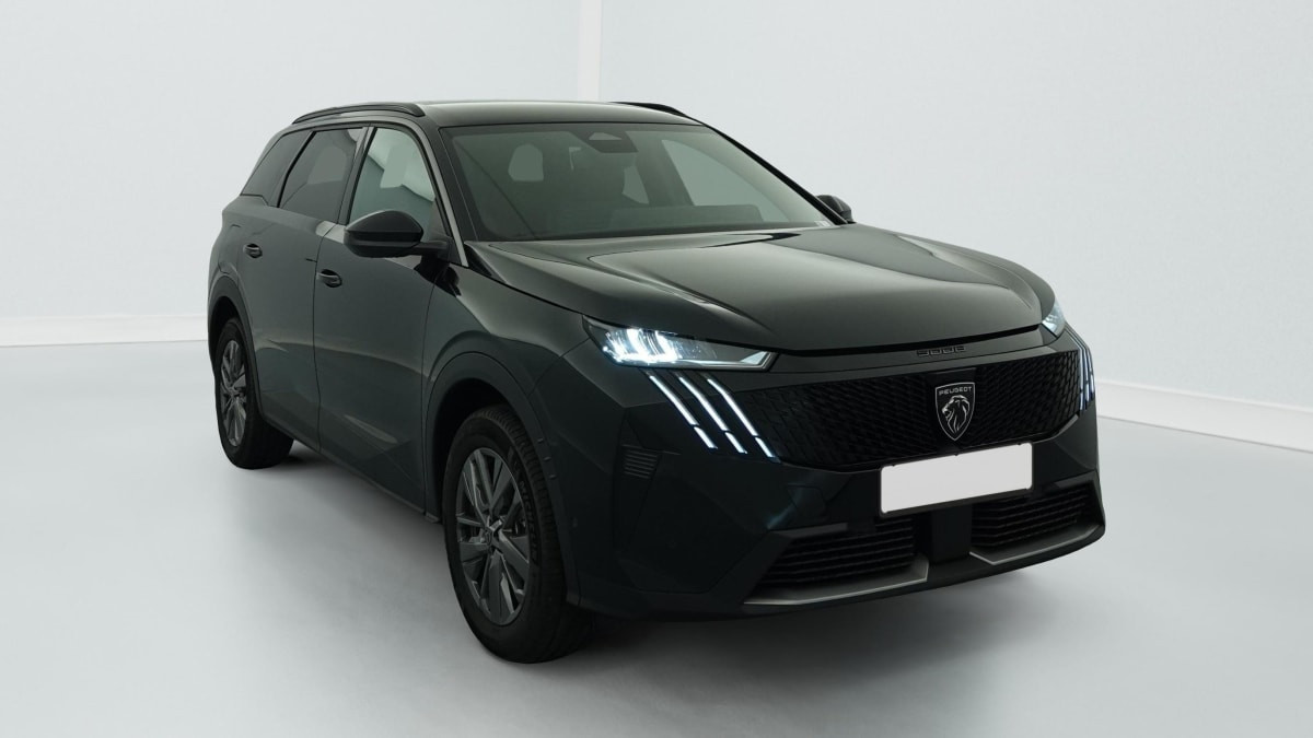 Peugeot 5008 HYBRID 145 CH E-DCS6 ALLURE occasion de 2025 en vente à Rennes