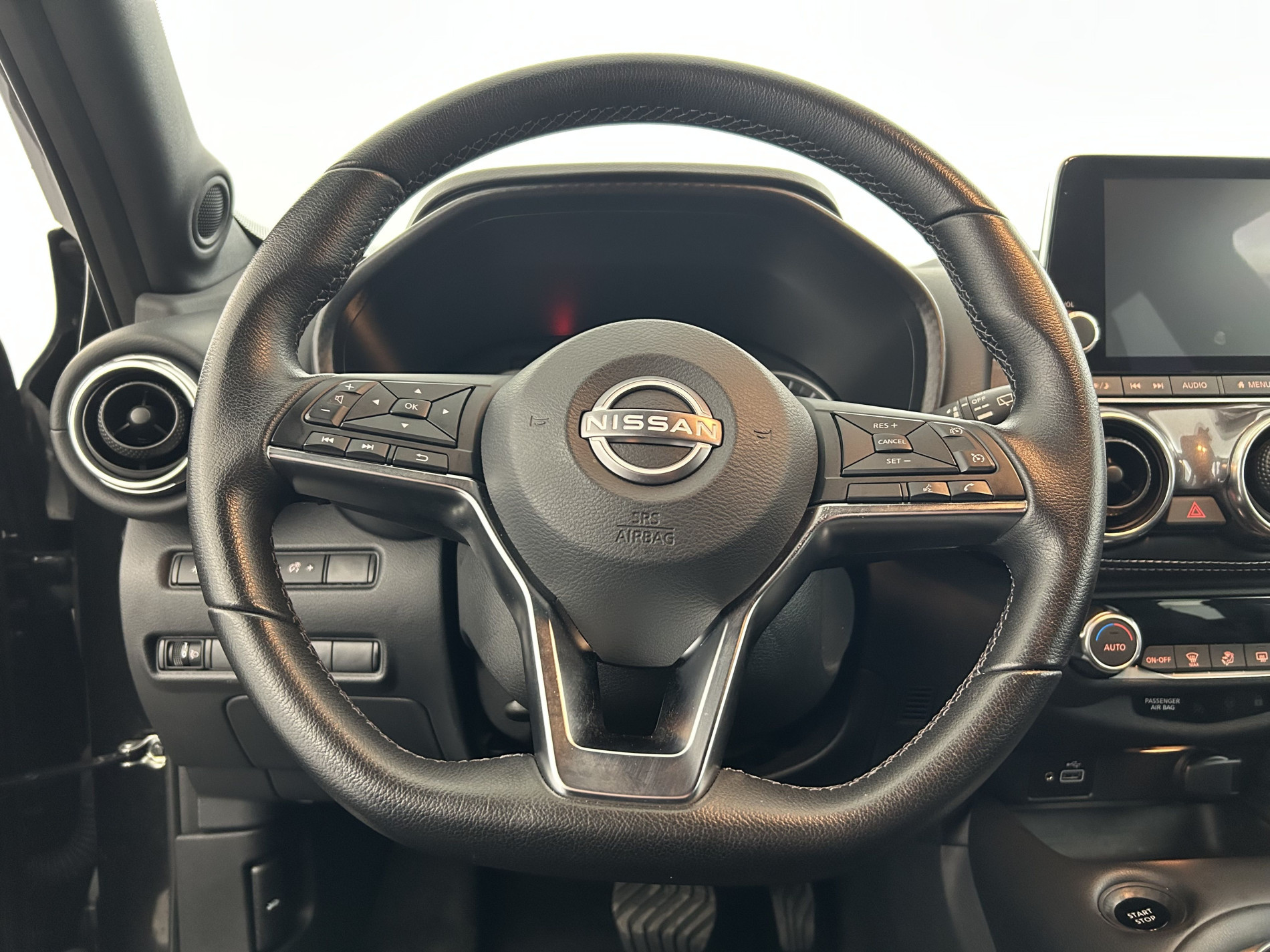 Vente en ligne Nissan Juke 1.6 Hybrid 143ch N-Connecta au prix de 19 980 €