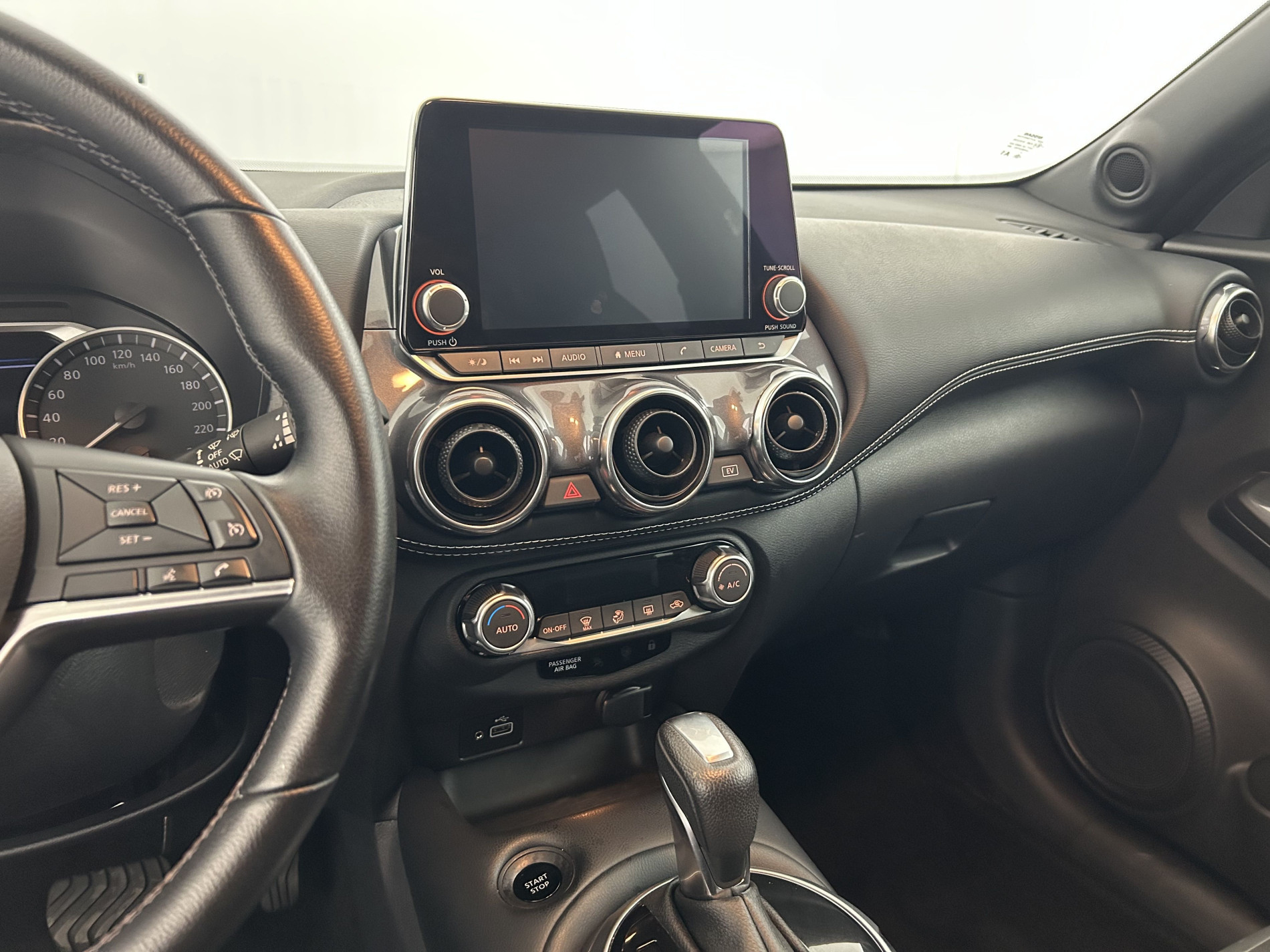 Vente en ligne Nissan Juke 1.6 Hybrid 143ch N-Connecta au prix de 19 980 €