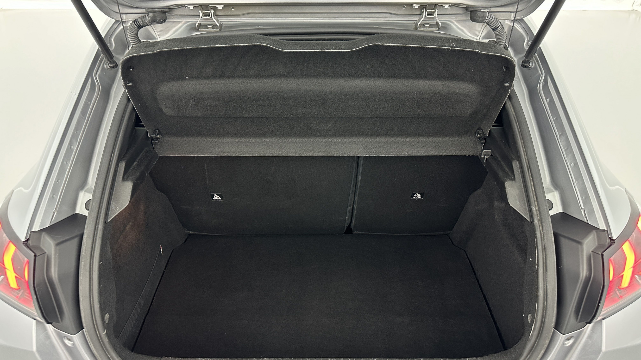 Vente en ligne Peugeot 208 208 II 1.2 PureTech 100ch Allure au prix de 17 480 €