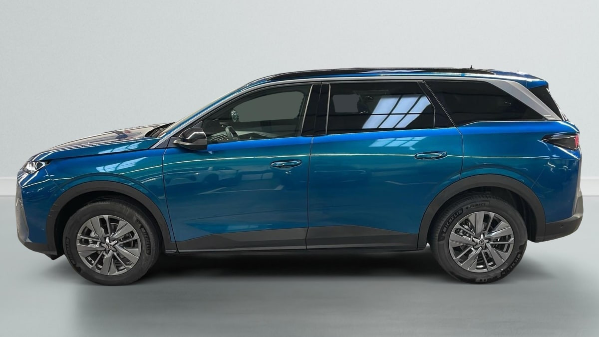 Vente en ligne Peugeot 5008 HYBRID 145 CH E-DCS6 ALLURE au prix de 30 160 €