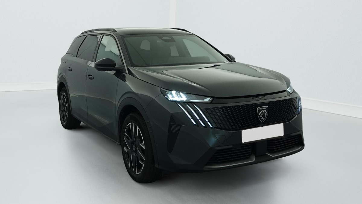 Peugeot 5008 Hybrid 136 e-DCS6 Allure occasion de 2025 en vente à Rennes