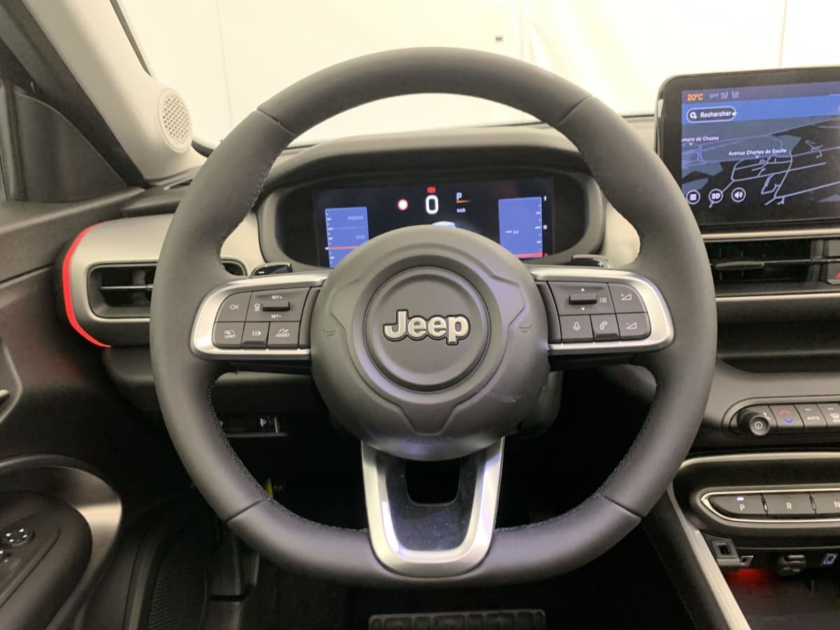 Vente en ligne Jeep Avenger 1.2 Turbo T3 110 ch e-Hybrid BVR6 Summit au prix de 28 310 €