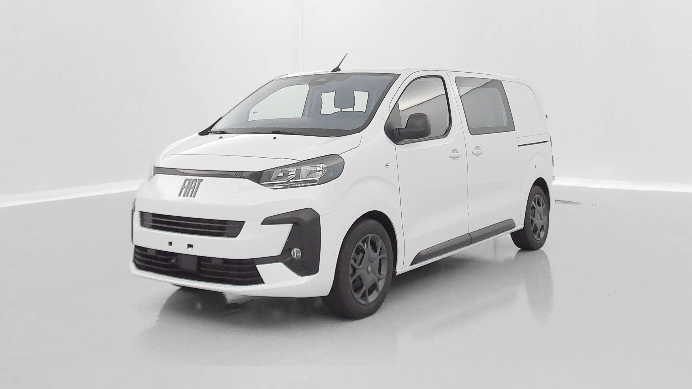 Fiat Scudo SCUDO CA M 2.0 BlueHDi 180ch Pack Premium Connect EAT8 occasion de 2025 en vente à Rennes