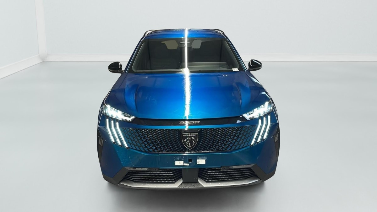 Vente en ligne Peugeot 5008 HYBRID 145 CH E-DCS6 ALLURE au prix de 30 160 €