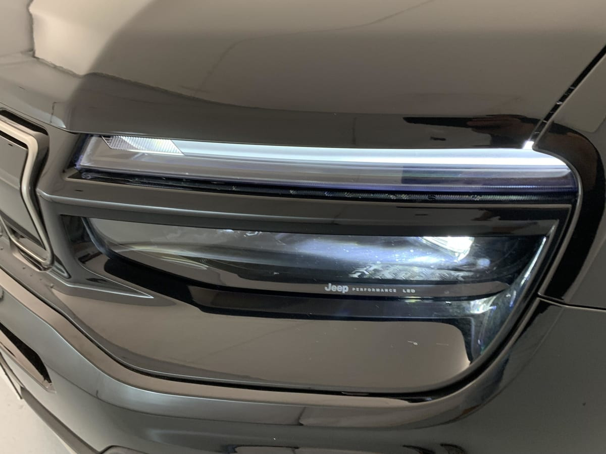 Vente en ligne Jeep Avenger 1.2 Turbo T3 110 ch e-Hybrid BVR6 Summit au prix de 28 310 €