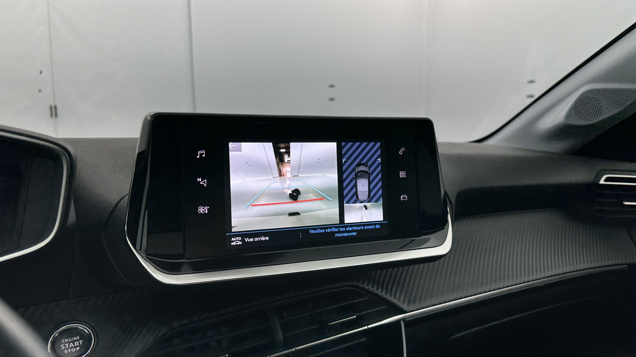 Vente en ligne Peugeot 208 208 II 1.2 PureTech 100ch Allure au prix de 17 480 €