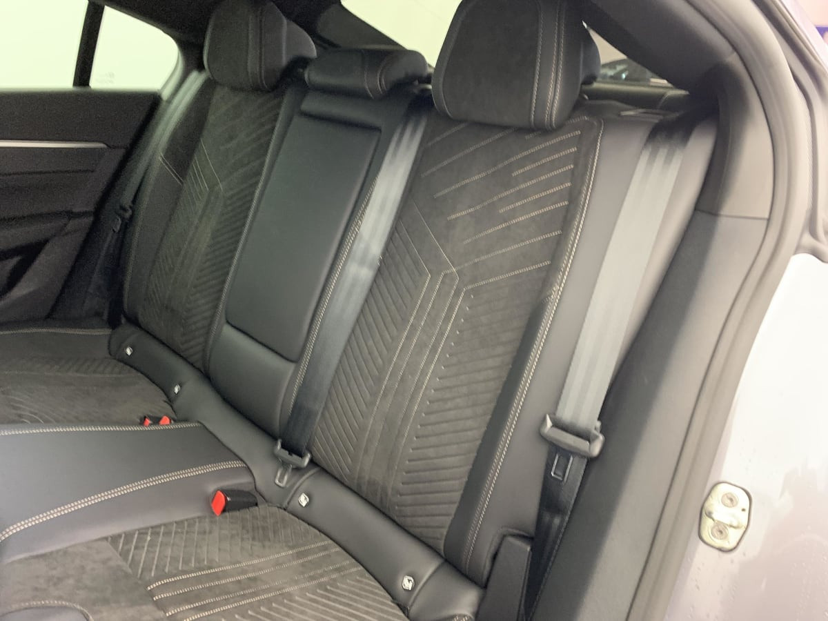 Vente en ligne Peugeot 508 Hybrid 225 e-EAT8 Allure au prix de 32 390 €
