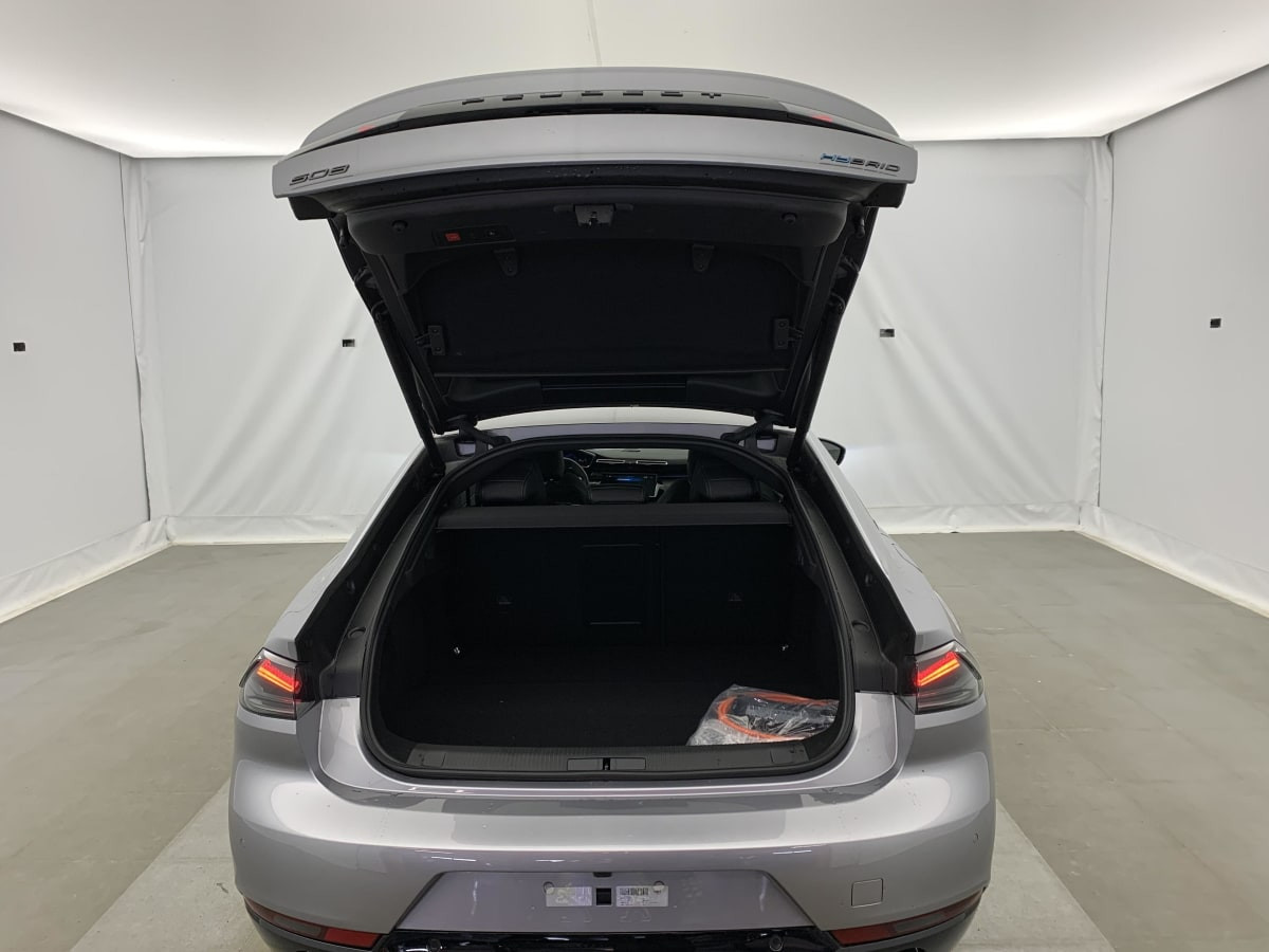 Vente en ligne Peugeot 508 Hybrid 225 e-EAT8 Allure au prix de 32 390 €