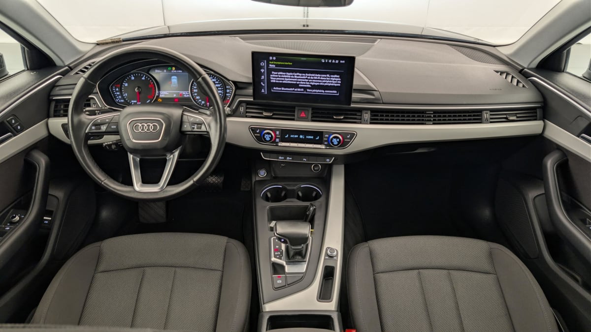 Vente en ligne Audi A4 Avant 35 TDI 163 S tronic 7 Design au prix de 26 450 €