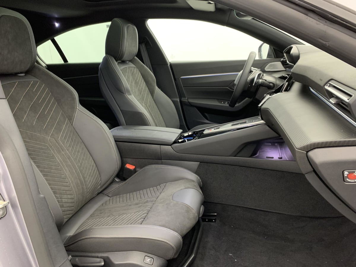 Vente en ligne Peugeot 508 Hybrid 225 e-EAT8 Allure au prix de 32 390 €