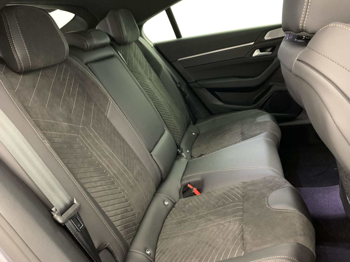 Vente en ligne Peugeot 508 Hybrid 225 e-EAT8 Allure au prix de 32 390 €