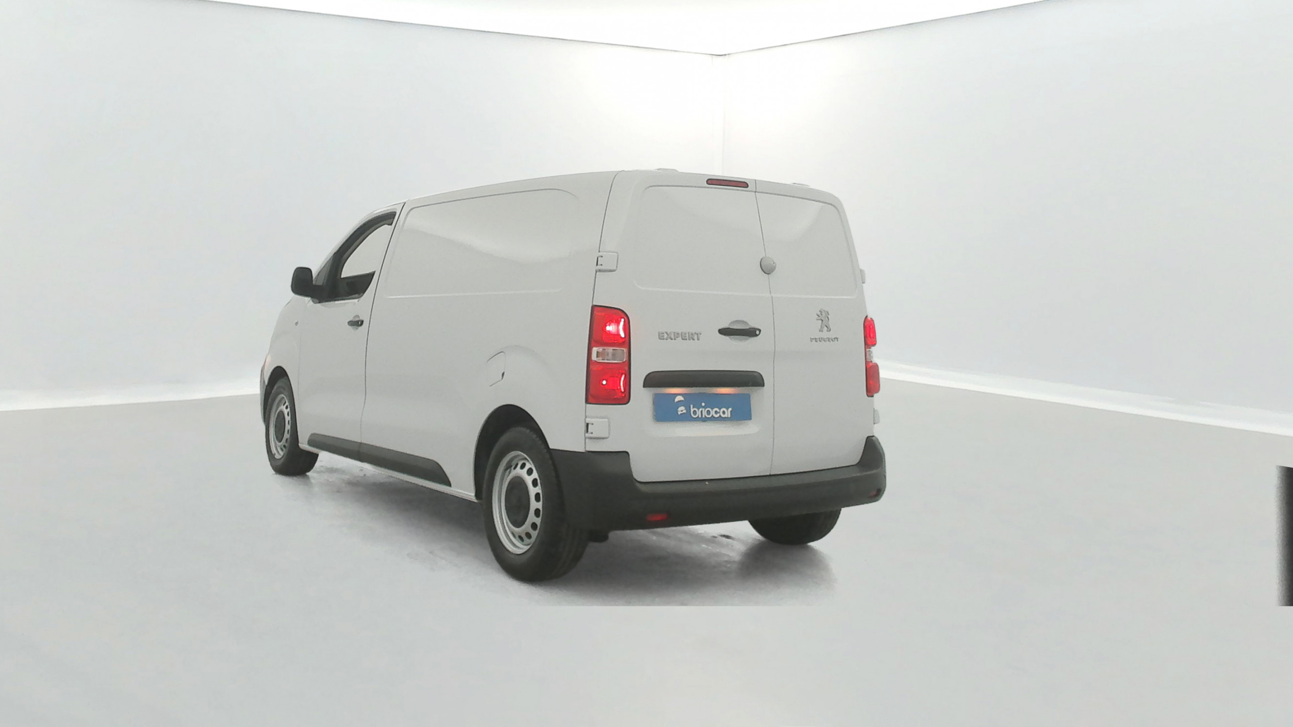 Vente en ligne Peugeot Expert Standard 2.0 BlueHDi 180ch Asphalt EAT8 au prix de 24 990 €