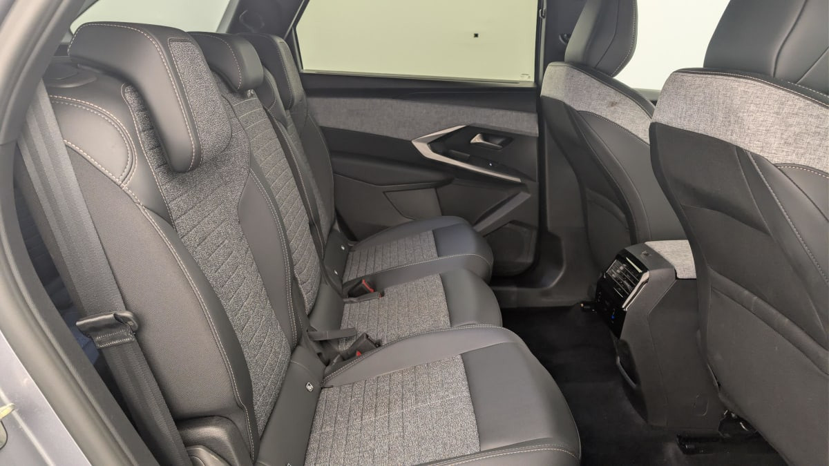 Vente en ligne Peugeot 5008 HYBRID 145 CH E-DCS6 ALLURE au prix de 30 570 €