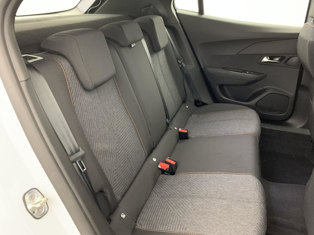 Vente en ligne Peugeot 2008 100 S S BVM6 Style au prix de 20 180 €