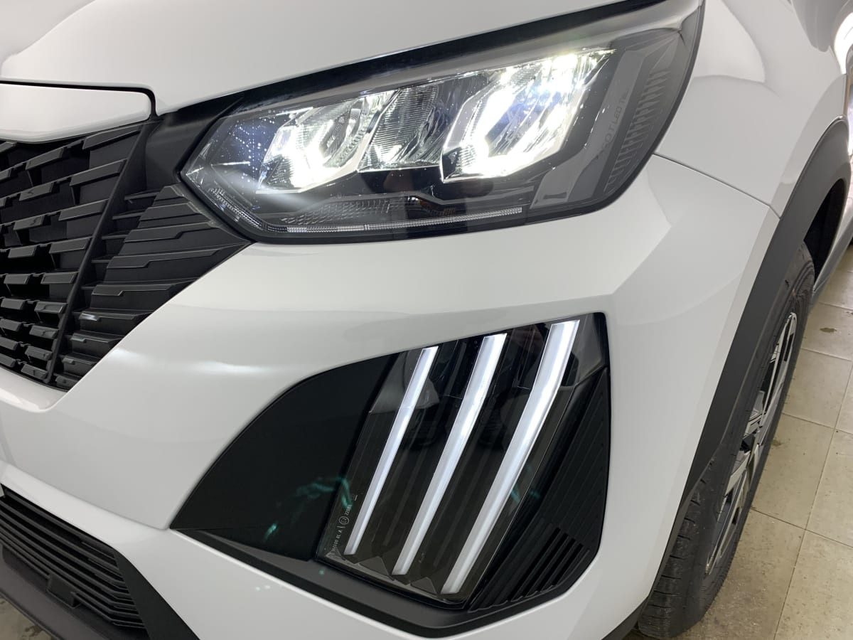Vente en ligne Peugeot 2008 100 S S BVM6 Style au prix de 20 180 €
