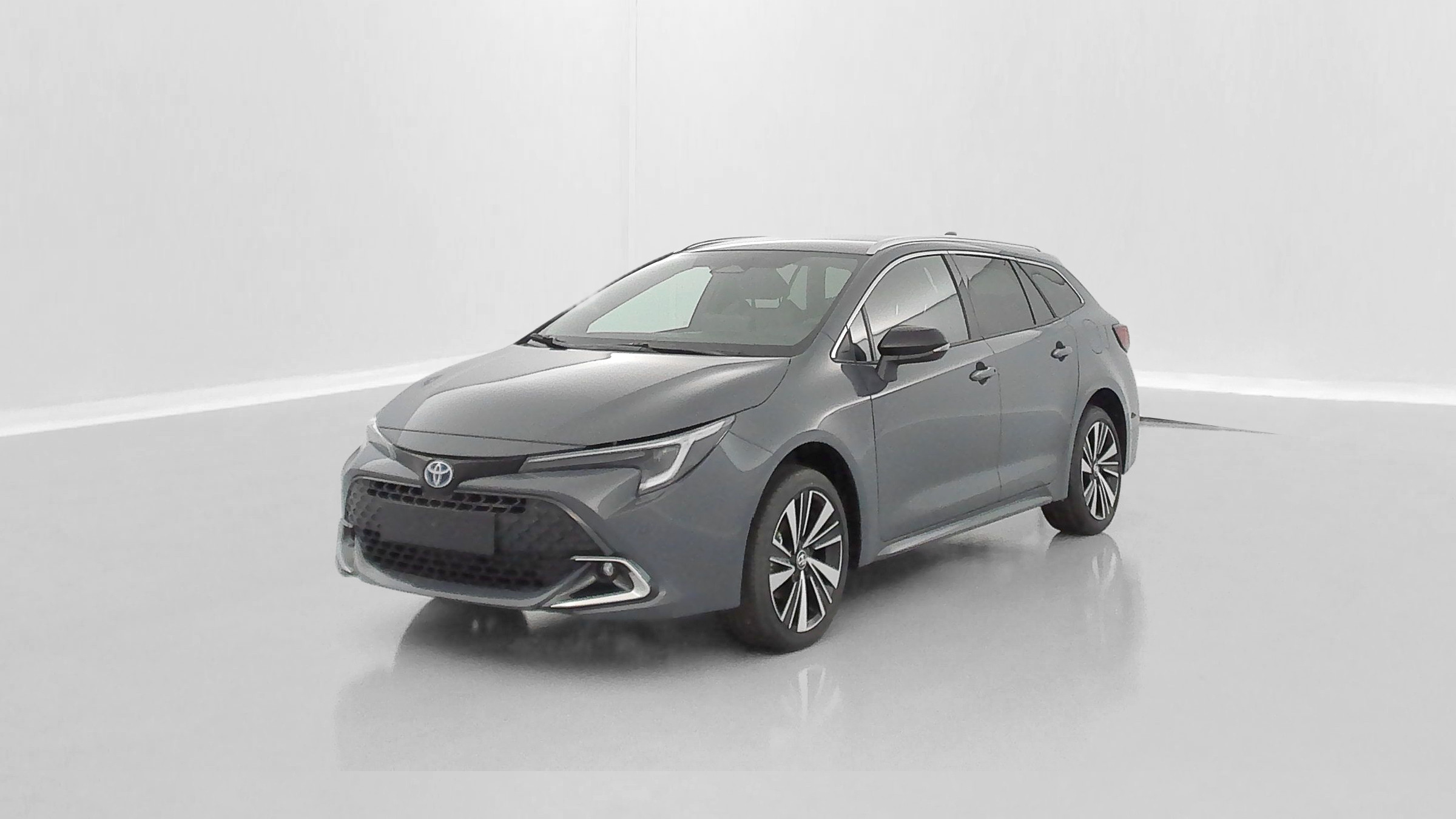 Toyota Corolla Touring Sports COROLLA TOURING SPORT 1.8 Hybride 140ch Design occasion de 2026 en vente à Rennes