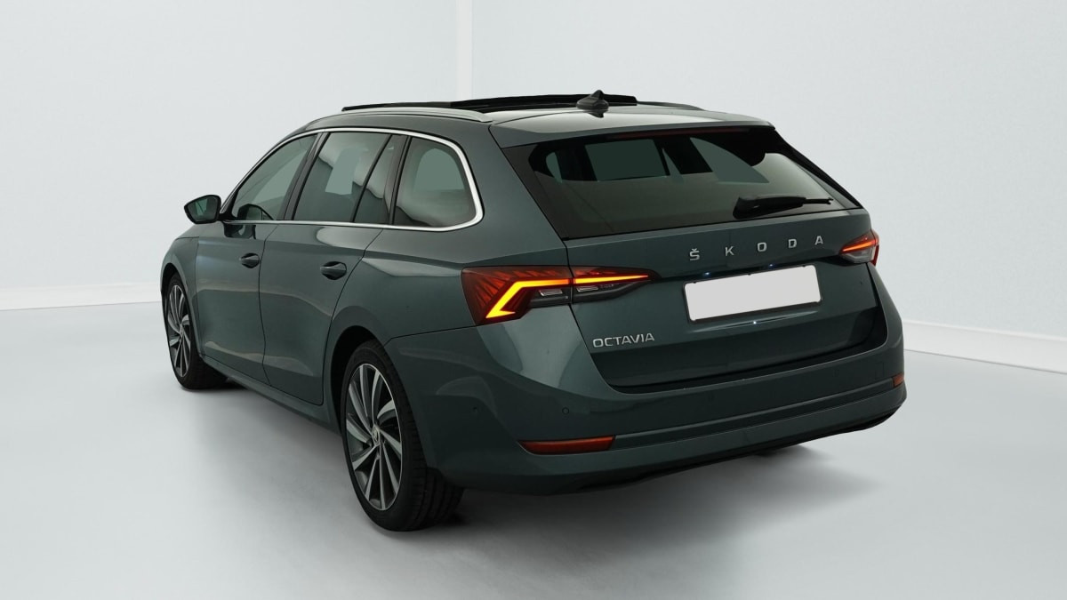 Vente en ligne Skoda Octavia Combi 1.5 TSI 150 ch ACT Style au prix de 23 360 €
