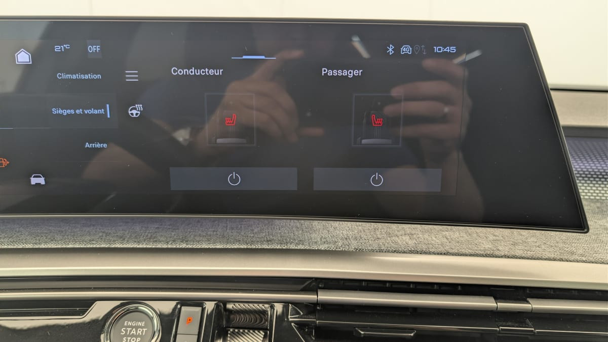 Vente en ligne Peugeot 5008 HYBRID 145CH E-DCS6 GT au prix de 33 250 €
