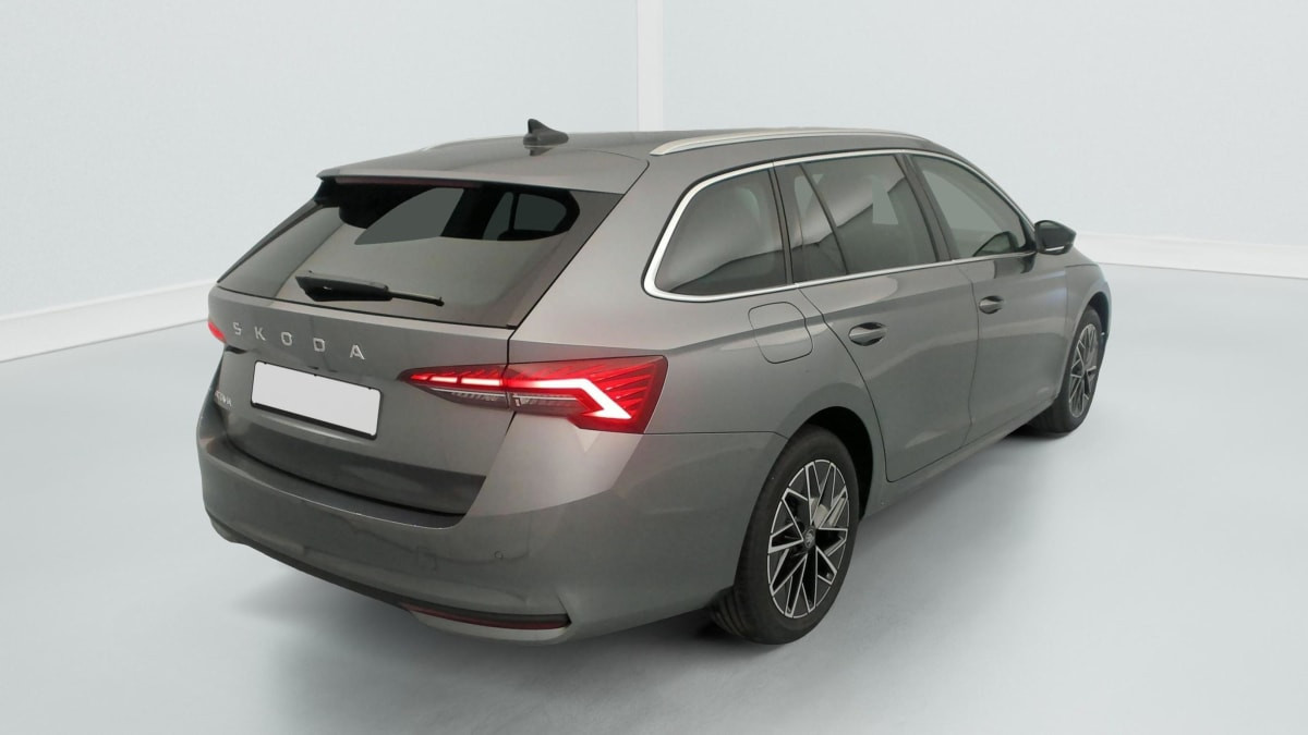 Vente en ligne Skoda Octavia Combi 2.0 TDI 150 ch SCR DSG7 Selection au prix de 34 680 €