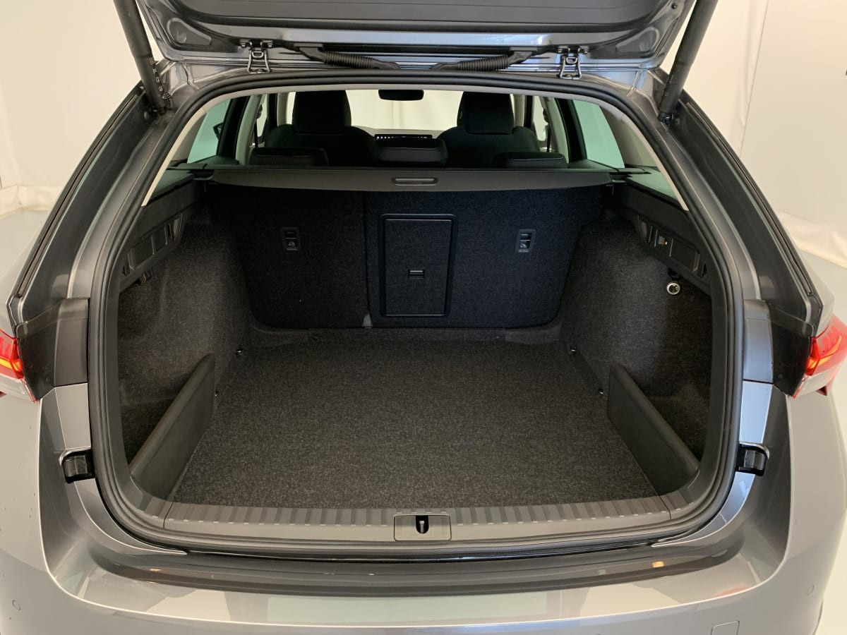 Vente en ligne Skoda Octavia Combi 2.0 TDI 150 ch SCR DSG7 Selection au prix de 34 680 €