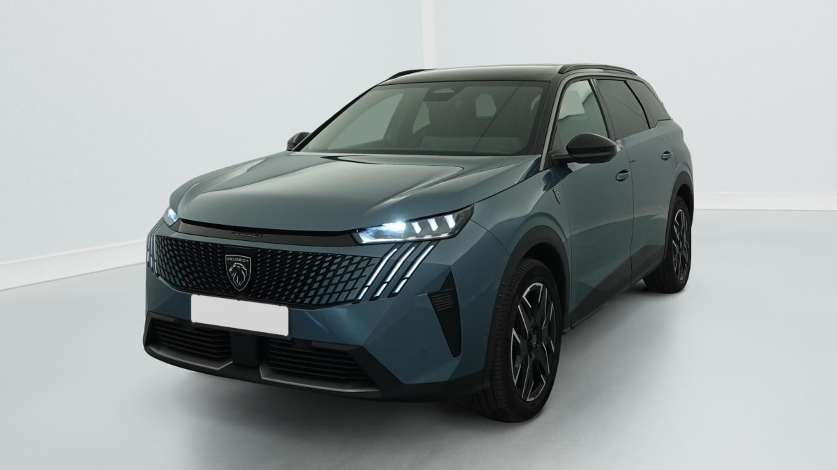 Vente en ligne Peugeot 5008 HYBRID 145CH E-DCS6 GT au prix de 33 250 €