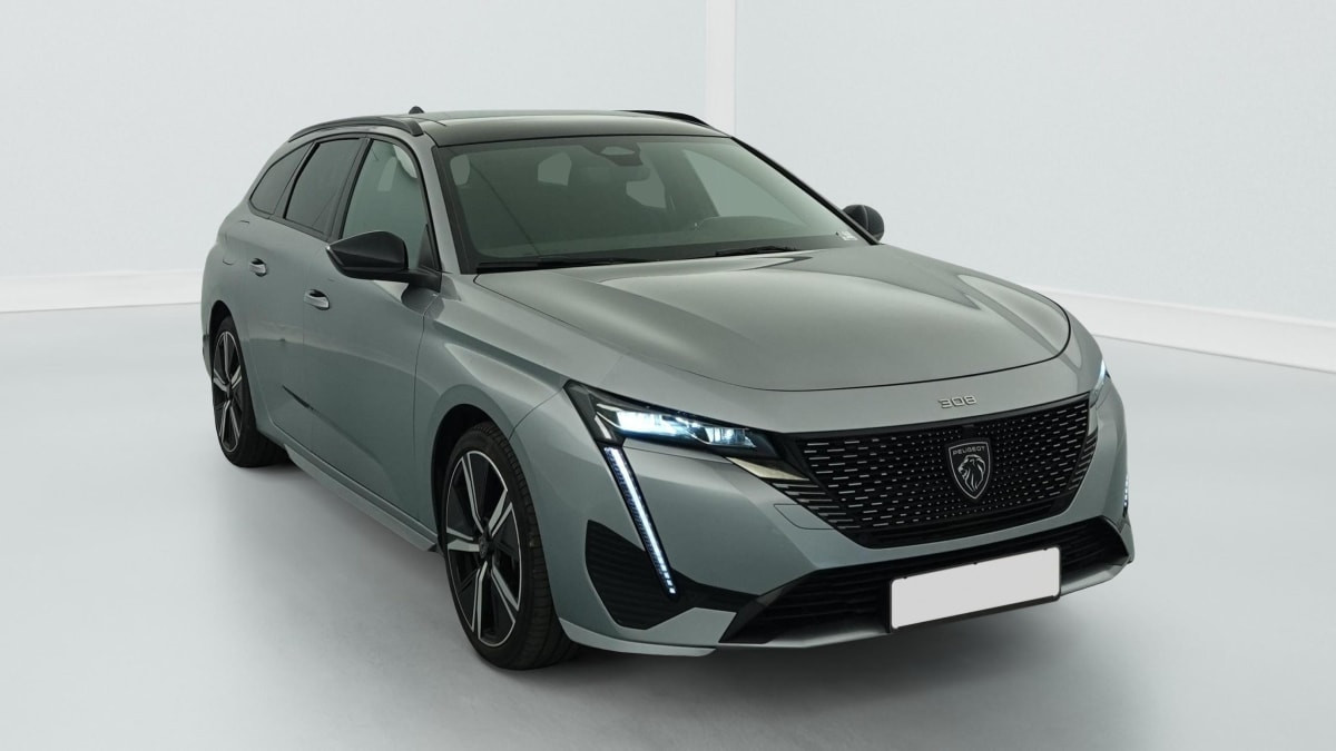 Peugeot 308 SW PHEV 225 e-EAT8 GT occasion de 2023 en vente à Rennes