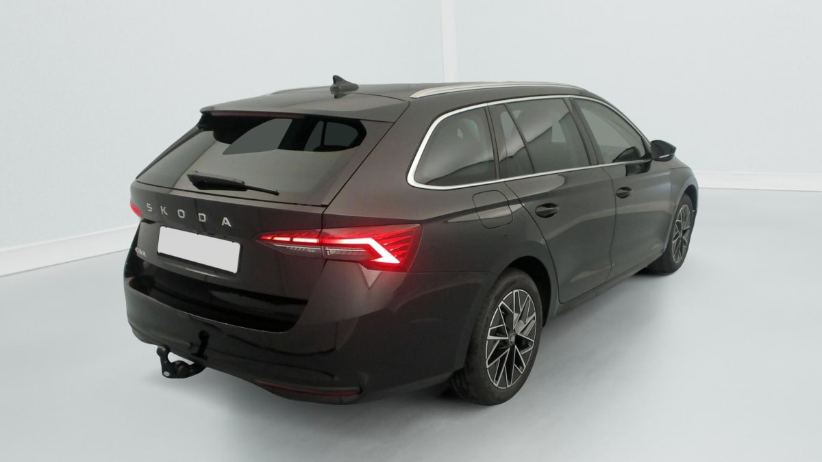 Vente en ligne Skoda Octavia Combi 2.0 TDI 150 ch SCR DSG7 Selection au prix de 34 680 €